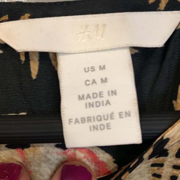 H&M Beautiful Fall Blouse Medium Women - Picture 4 of 12